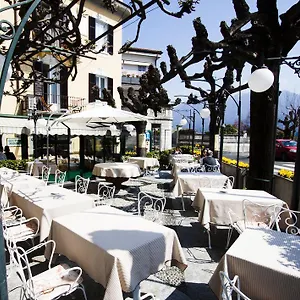 Posta 3*, Moltrasio Italia
